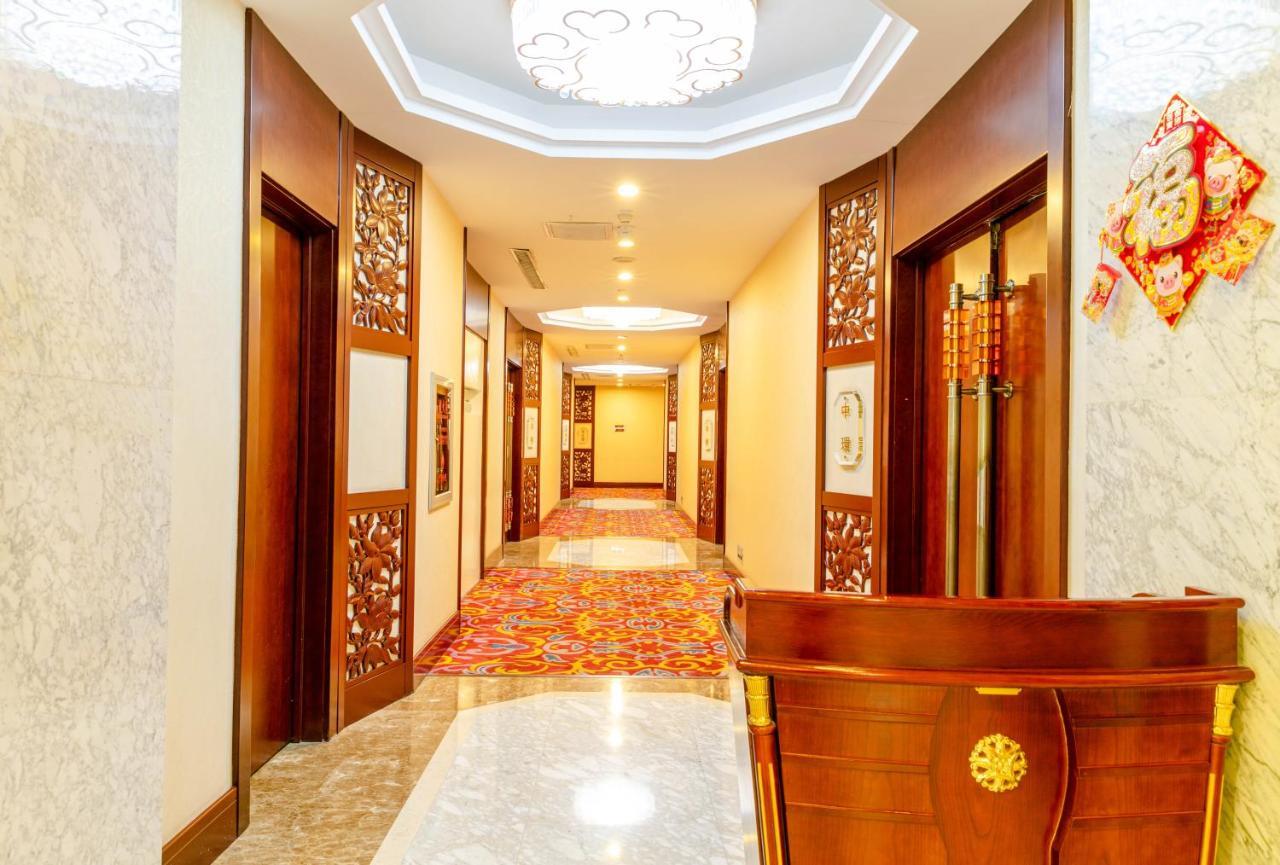 Changchun Warren Hotel Экстерьер фото