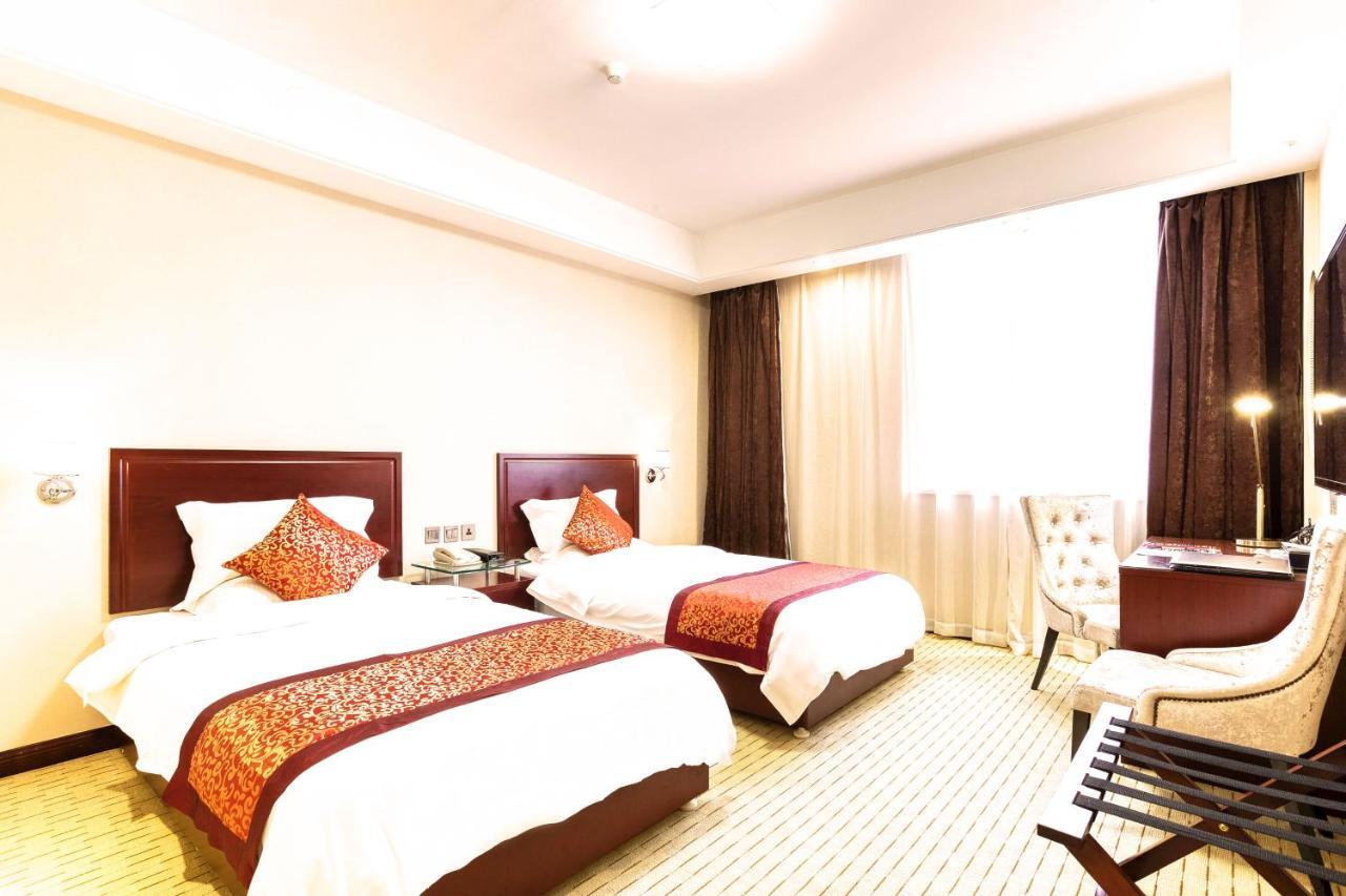 Changchun Warren Hotel Экстерьер фото
